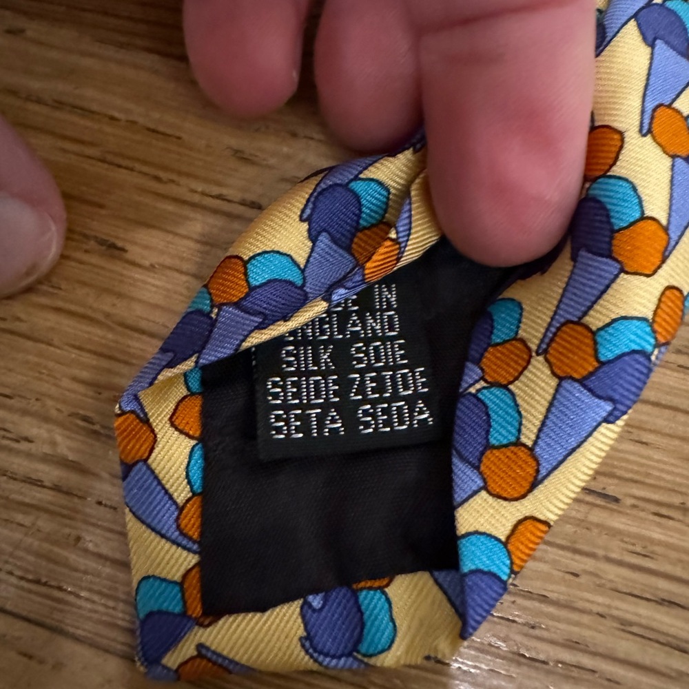 Burberry Tie Euc - image 3